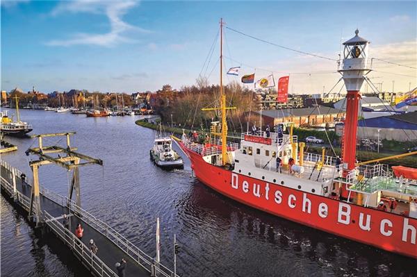 Das Feuerschiff war nach seiner Sanierung erst vor gut sechs Monaten in den Delft zurückgekehrt.