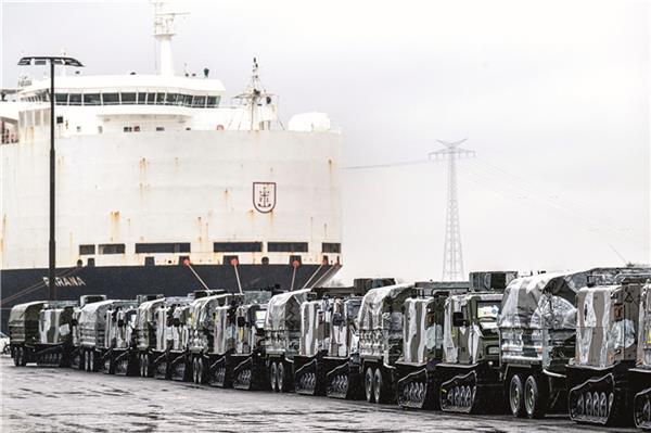 Großes Nato-Manöver startete im Emder Hafen